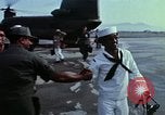 Standbild Sammy Davis Jr Honolulu Hawaii, 1972, aus Sekunde 39 historischem Filmmaterial Videoclip 65675022330