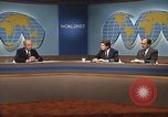Standbild Senator Jim Sasser und Arnold Raphel L Washington DC USA, 1985, aus Sekunde 36 historischem Filmmaterial Videoclip 65675022336