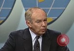Standbild Senator Jim Sasser und Arnold Raphel L Washington DC USA, 1985, aus Sekunde 48 historischem Filmmaterial Videoclip 65675022336