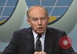 Standbild Senator Jim Sasser und Arnold Raphel L Washington DC USA, 1985, aus Sekunde 5 historischem Filmmaterial Videoclip 65675022339