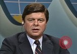 Standbild Senator Jim Sasser und Arnold L Raphel Interview Washington DC USA, 1985, aus Sekunde 33 historischem Filmmaterial Videoclip 65675022343