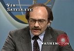 Standbild Senator Jim Sasser und Arnold L Raphel Afghanistan Interview Washington DC USA, 1985, aus Sekunde 31 historischem Filmmaterial Videoclip 65675022345