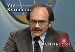 Standbild Senator Jim Sasser und Arnold L Raphel Afghanistan Interview Washington DC USA, 1985, aus Sekunde 32 historischem Filmmaterial Videoclip 65675022345