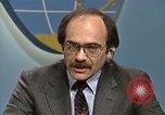 Standbild Senator Jim Sasser und Arnold L Raphel Afghanistan Interview Washington DC USA, 1985, aus Sekunde 43 historischem Filmmaterial Videoclip 65675022345