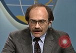Standbild Senator Jim Sasser und Arnold L Raphel Afghanistan Interview Washington DC USA, 1985, aus Sekunde 61 historischem Filmmaterial Videoclip 65675022345