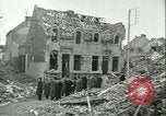 Standbild Bombardiert Boulogne-sur-Mer Frankreich Boulogne-sur-Mer Frankreich, 1943, aus Sekunde 18 historischem Filmmaterial Videoclip 65675022346