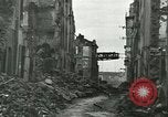 Standbild Bombardiert Boulogne-sur-Mer Frankreich Boulogne-sur-Mer Frankreich, 1943, aus Sekunde 45 historischem Filmmaterial Videoclip 65675022346