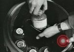 Standbild französischer Soldaten Frankreich, 1944, aus Sekunde 40 historischem Filmmaterial Videoclip 65675022347