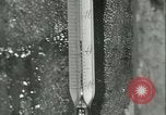 Standbild französischer Soldaten Frankreich, 1944, aus Sekunde 45 historischem Filmmaterial Videoclip 65675022347