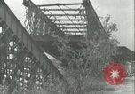 Standbild französische Bahn hof Frankreich, 1944, aus Sekunde 14 historischem Filmmaterial Videoclip 65675022348
