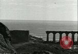 Standbild französische Bahn hof Frankreich, 1944, aus Sekunde 20 historischem Filmmaterial Videoclip 65675022348