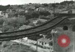 Standbild französische Bahn hof Frankreich, 1944, aus Sekunde 23 historischem Filmmaterial Videoclip 65675022348