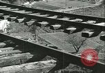 Standbild französische Bahn hof Frankreich, 1944, aus Sekunde 25 historischem Filmmaterial Videoclip 65675022348