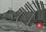 Standbild französische Bahn hof Frankreich, 1944, aus Sekunde 41 historischem Filmmaterial Videoclip 65675022348