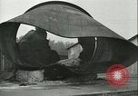 Standbild französische Bahn hof Frankreich, 1944, aus Sekunde 43 historischem Filmmaterial Videoclip 65675022348