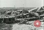 Standbild französische Bahn hof Frankreich, 1944, aus Sekunde 53 historischem Filmmaterial Videoclip 65675022348