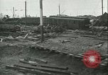 Standbild französische Bahn hof Frankreich, 1944, aus Sekunde 62 historischem Filmmaterial Videoclip 65675022348