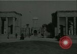 Standbild König Mohammed Zahir Shah und Ministerpräsident Daud Khan Afghanistan, 1959, aus Sekunde 8 historischem Filmmaterial Videoclip 65675022350