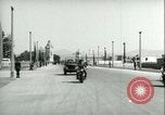 Standbild König Mohammed Zahir Shah und Ministerpräsident Daud Khan Afghanistan, 1959, aus Sekunde 22 historischem Filmmaterial Videoclip 65675022350