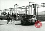 Standbild König Mohammed Zahir Shah und Ministerpräsident Daud Khan Afghanistan, 1959, aus Sekunde 34 historischem Filmmaterial Videoclip 65675022350