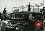 Standbild König Mohammed Zahir Shah und Ministerpräsident Daud Khan Afghanistan, 1959, aus Sekunde 38 historischem Filmmaterial Videoclip 65675022350