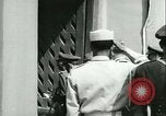 Standbild König Mohammed Zahir Shah und Ministerpräsident Daud Khan Afghanistan, 1959, aus Sekunde 48 historischem Filmmaterial Videoclip 65675022350