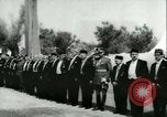 Standbild König Mohammed Zahir Shah und Ministerpräsident Daud Khan Afghanistan, 1959, aus Sekunde 53 historischem Filmmaterial Videoclip 65675022350