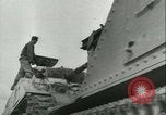 Standbild militärischen Bergung Europa, 1944, aus Sekunde 1 historischem Filmmaterial Videoclip 65675022353