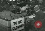 Standbild GI's Kleidung geborgen Reims Frankreich, 1947, aus Sekunde 3 historischem Filmmaterial Videoclip 65675022354