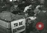Standbild GI's Kleidung geborgen Reims Frankreich, 1947, aus Sekunde 7 historischem Filmmaterial Videoclip 65675022354