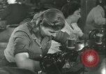 Standbild GI's Kleidung geborgen Reims Frankreich, 1947, aus Sekunde 9 historischem Filmmaterial Videoclip 65675022354