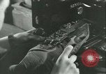 Standbild GI's Kleidung geborgen Reims Frankreich, 1947, aus Sekunde 29 historischem Filmmaterial Videoclip 65675022354