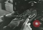 Standbild GI's Kleidung geborgen Reims Frankreich, 1947, aus Sekunde 30 historischem Filmmaterial Videoclip 65675022354