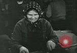Standbild GI's Kleidung geborgen Reims Frankreich, 1947, aus Sekunde 42 historischem Filmmaterial Videoclip 65675022354