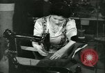 Standbild GI's Kleidung geborgen Reims Frankreich, 1947, aus Sekunde 48 historischem Filmmaterial Videoclip 65675022354