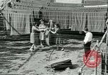 Standbild GI's Kleidung geborgen Reims Frankreich, 1947, aus Sekunde 58 historischem Filmmaterial Videoclip 65675022354