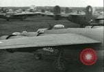 Immagine di seconda guerra mondiale aerei essendo memorizzati e recuperati Tucson Arizona USA, 1947, secondo 51 filmato di repertorio 65675022355