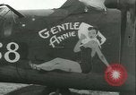 Immagine di seconda guerra mondiale aerei essendo memorizzati e recuperati Tucson Arizona USA, 1947, secondo 56 filmato di repertorio 65675022355
