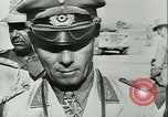 Standbild Deutscher General Erwin Rommel nimmt Tobruk Tobruk in Libyen Nordafrika, 1941, aus Sekunde 11 historischem Filmmaterial Videoclip 65675022363