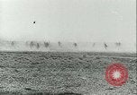 Standbild Deutscher General Erwin Rommel nimmt Tobruk Tobruk in Libyen Nordafrika, 1941, aus Sekunde 37 historischem Filmmaterial Videoclip 65675022363