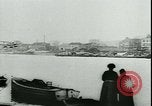 Immagine di Collier volo sulla Senna 1911 Parigi Francia, 1912, secondo 39 filmato di repertorio 65675022364