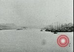 Immagine di Collier volo sulla Senna 1911 Parigi Francia, 1912, secondo 45 filmato di repertorio 65675022364