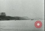 Immagine di Collier volo sulla Senna 1911 Parigi Francia, 1912, secondo 56 filmato di repertorio 65675022364