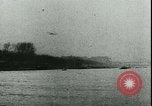 Immagine di Collier volo sulla Senna 1911 Parigi Francia, 1912, secondo 58 filmato di repertorio 65675022364