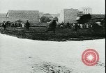 Immagine di Henri Farman e bicicletta alato Francia, 1912, secondo 10 filmato di repertorio 65675022365