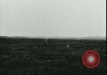 Immagine di Primi volantini francese Francia, 1947, secondo 5 filmato di repertorio 65675022367