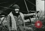 Immagine di Primi volantini francese Francia, 1947, secondo 14 filmato di repertorio 65675022367