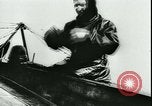 Immagine di Primi volantini francese Francia, 1947, secondo 21 filmato di repertorio 65675022367