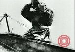 Immagine di Primi volantini francese Francia, 1947, secondo 24 filmato di repertorio 65675022367