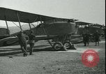 Image Breguet 14 bombardiers A 2 Clermont France, 1918, de la seconde 3 séquences d'archives historiques vidéo 65675022373